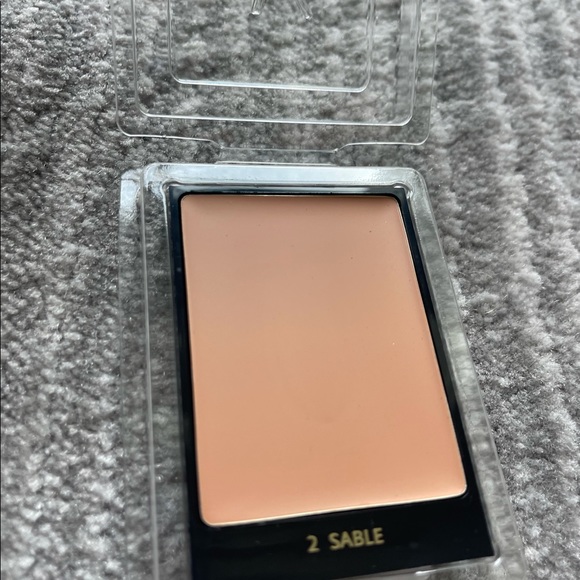 YSL Les Saharinnes - 2 Sable - Blur Perfector - NEW - Picture 5 of 6